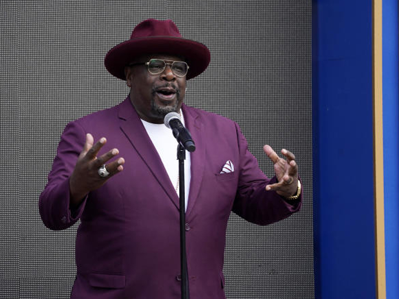 Cedric The Entertainer at Paramount Theatre Seattle