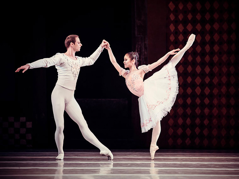 Grand Kyiv Ballet