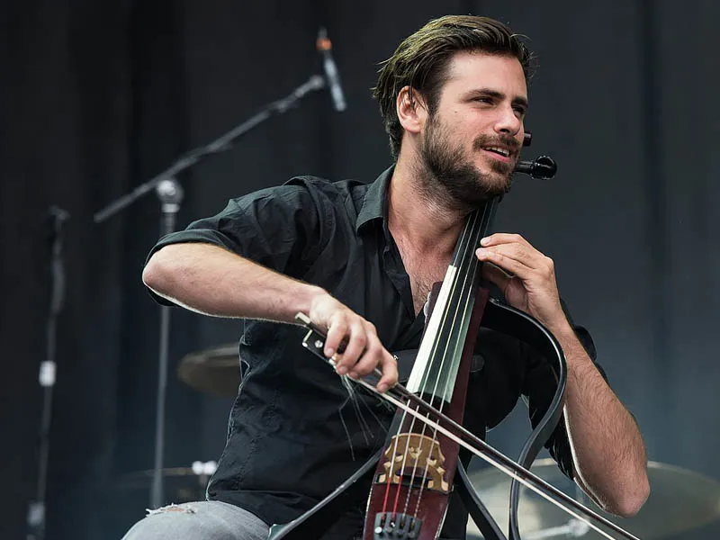 Hauser tickets